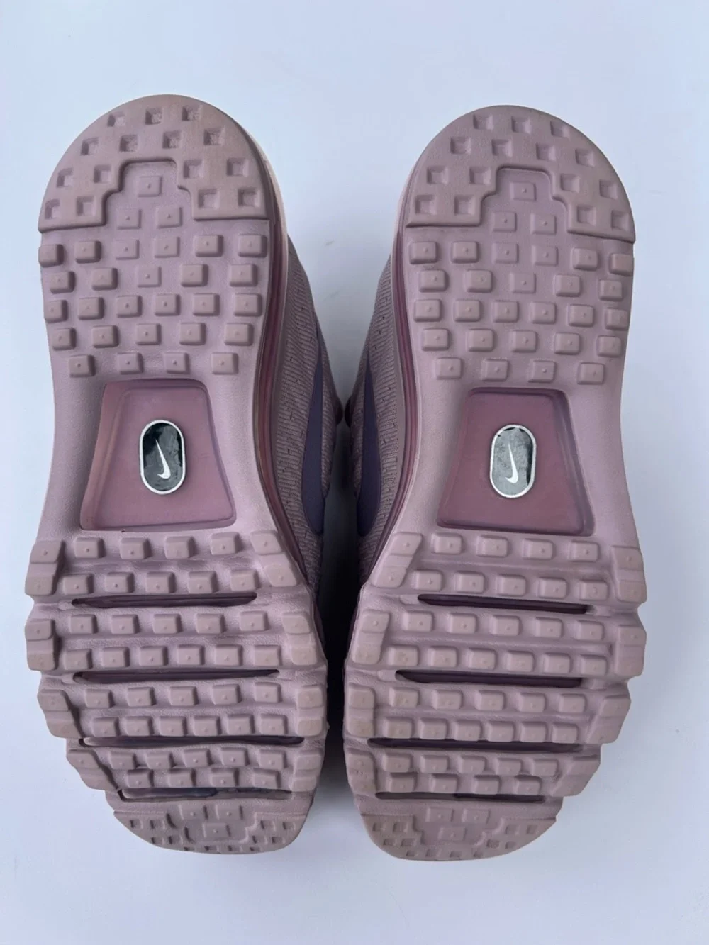 NIKE Air Max 2017 ‘Plum Fog Lavender’-Women’s size 8-Like new - Picture 6 of 10